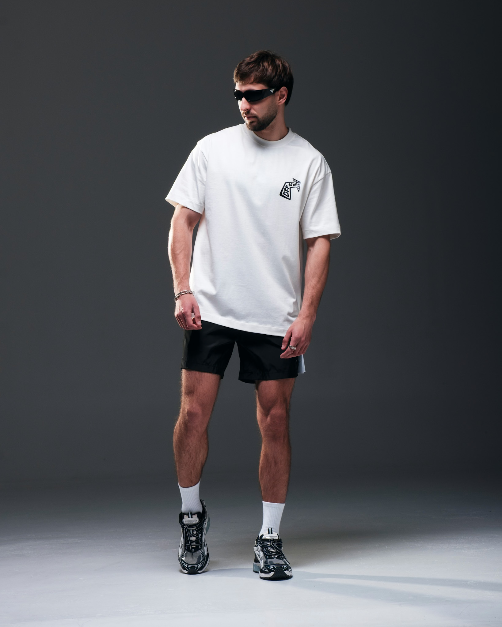 Off-White T-Shirt – Bolt Graphic Series