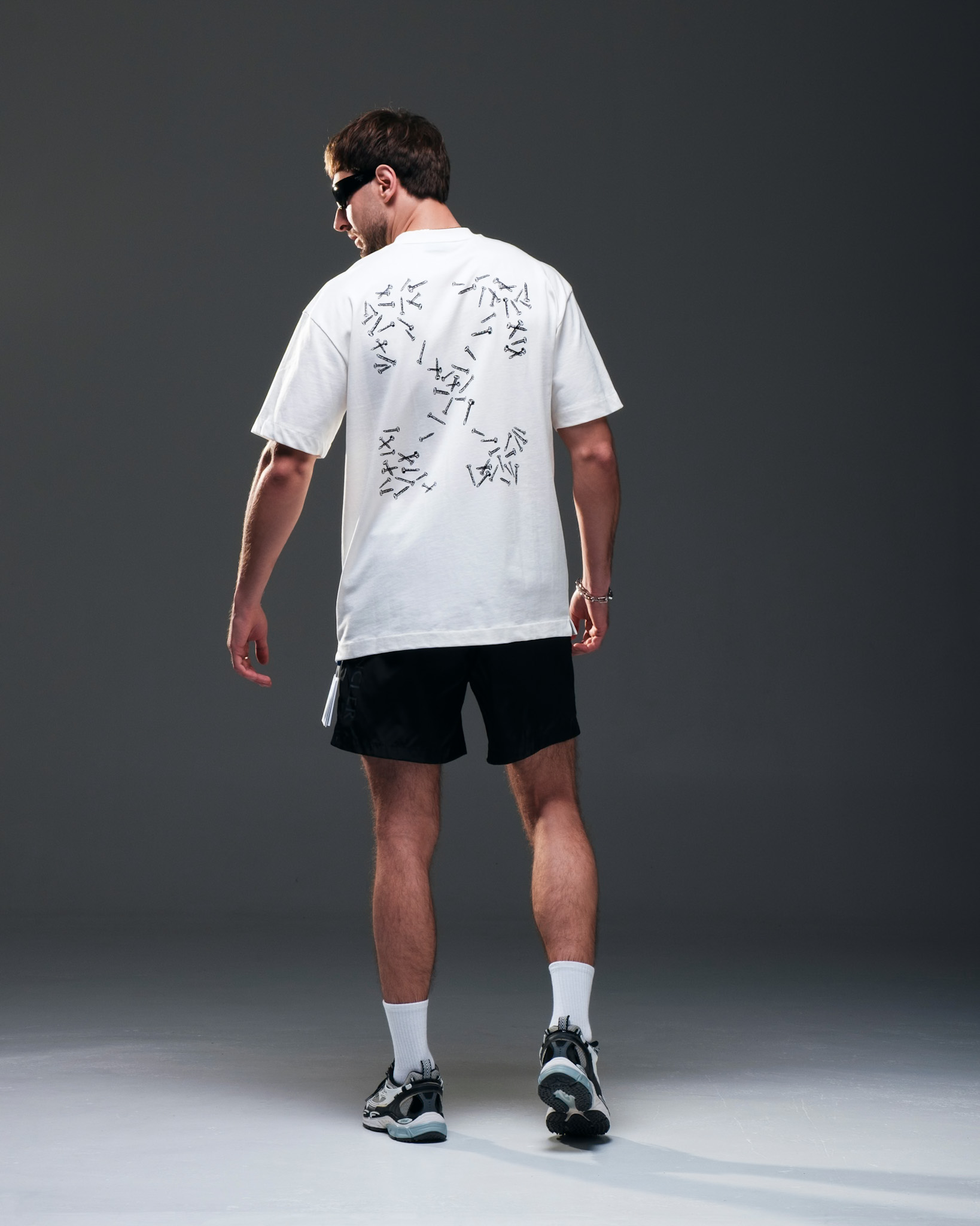 Off-White T-Shirt – Bolt Graphic Series