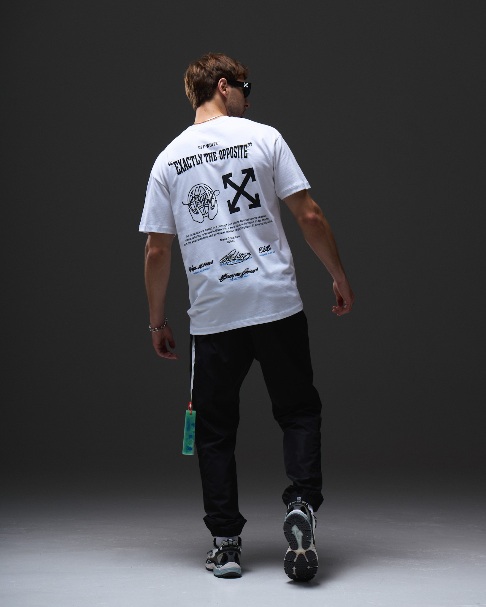 Off-White Opposite Arrows Graphic T-Shirt — White