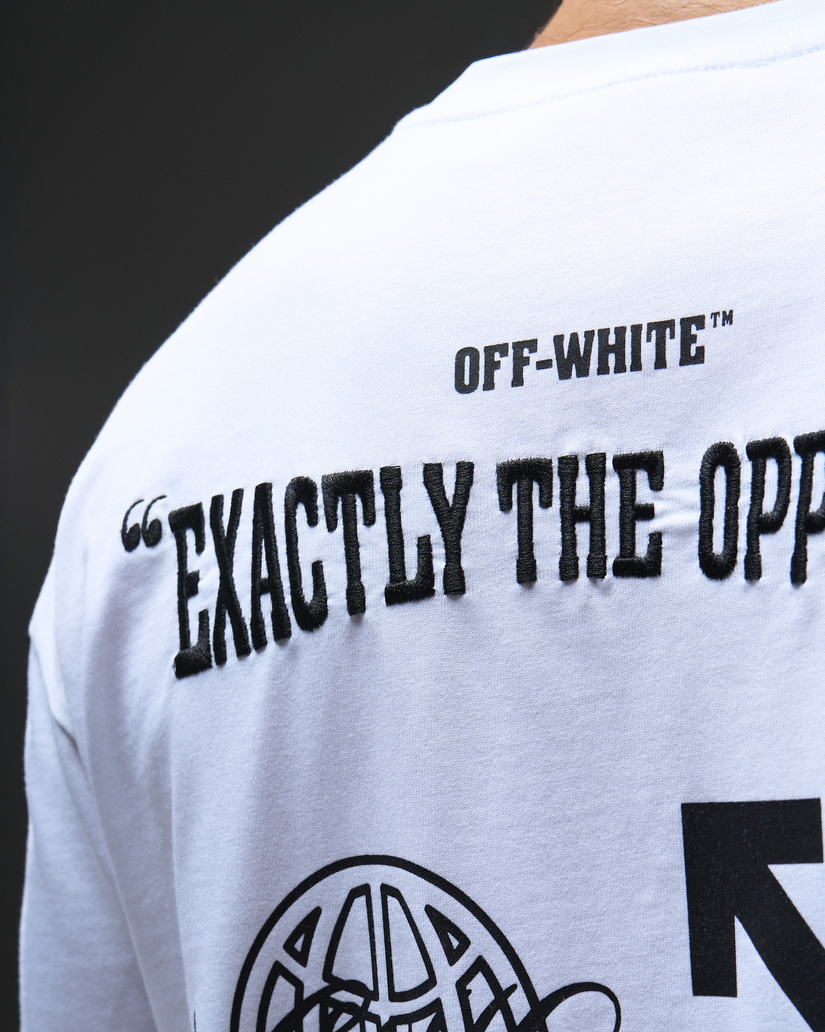 Off-White Opposite Arrows Graphic T-Shirt — White