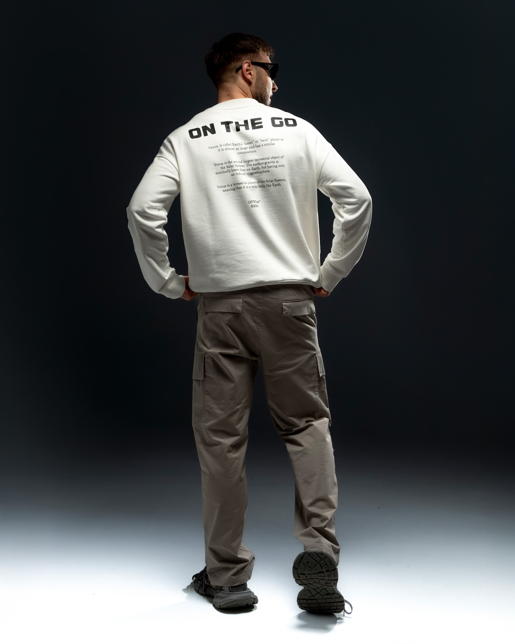 Off-White Sweatshirt “Venus Planet”