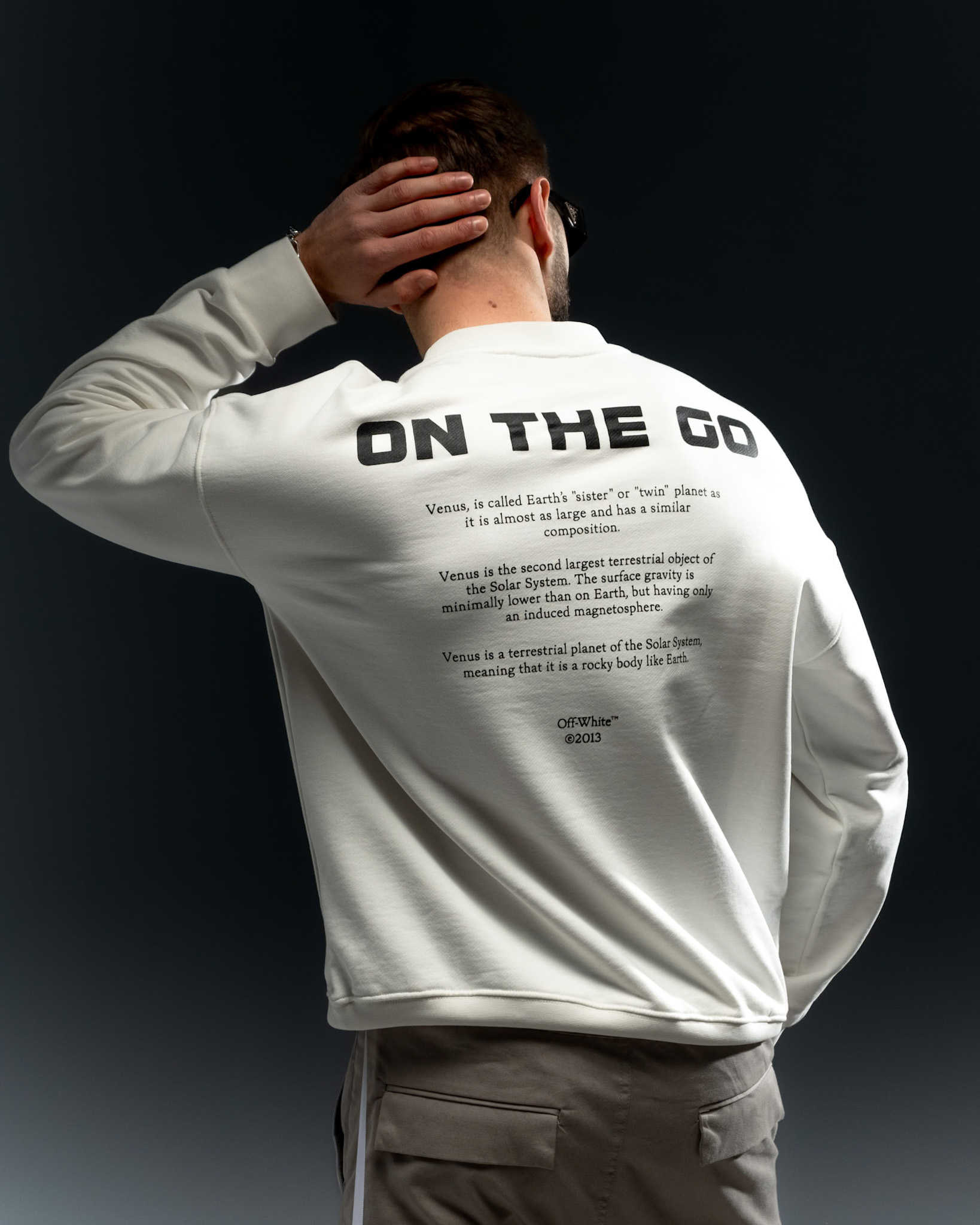 Off-White Sweatshirt “Venus Planet”