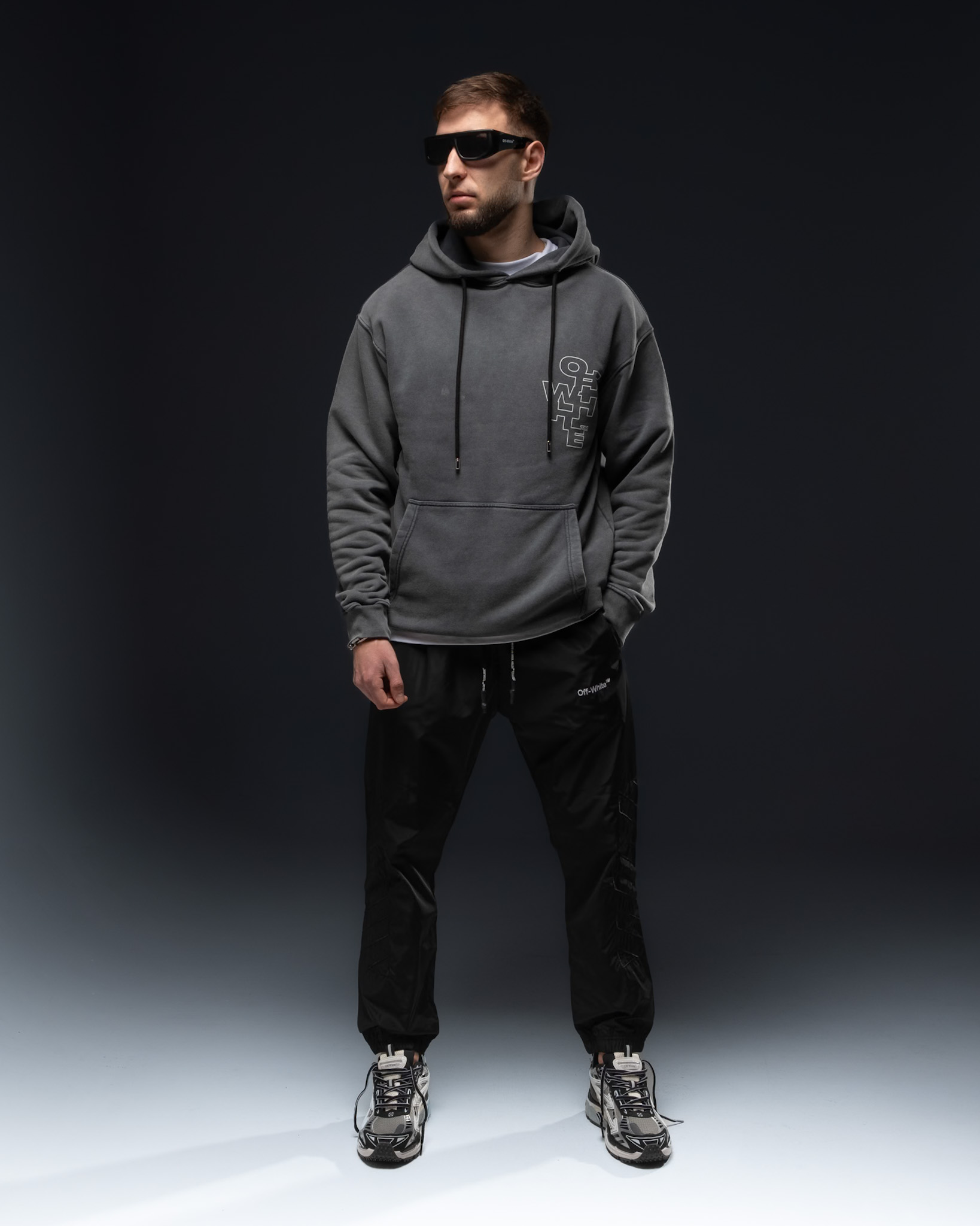 Off-White Hoodie “Mirror Arrows” – Vintage Wash