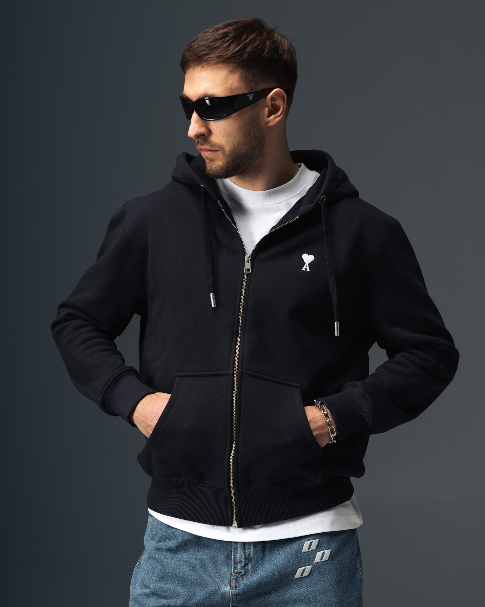 Ami Paris Classic Zip Hoodie Dark Navy