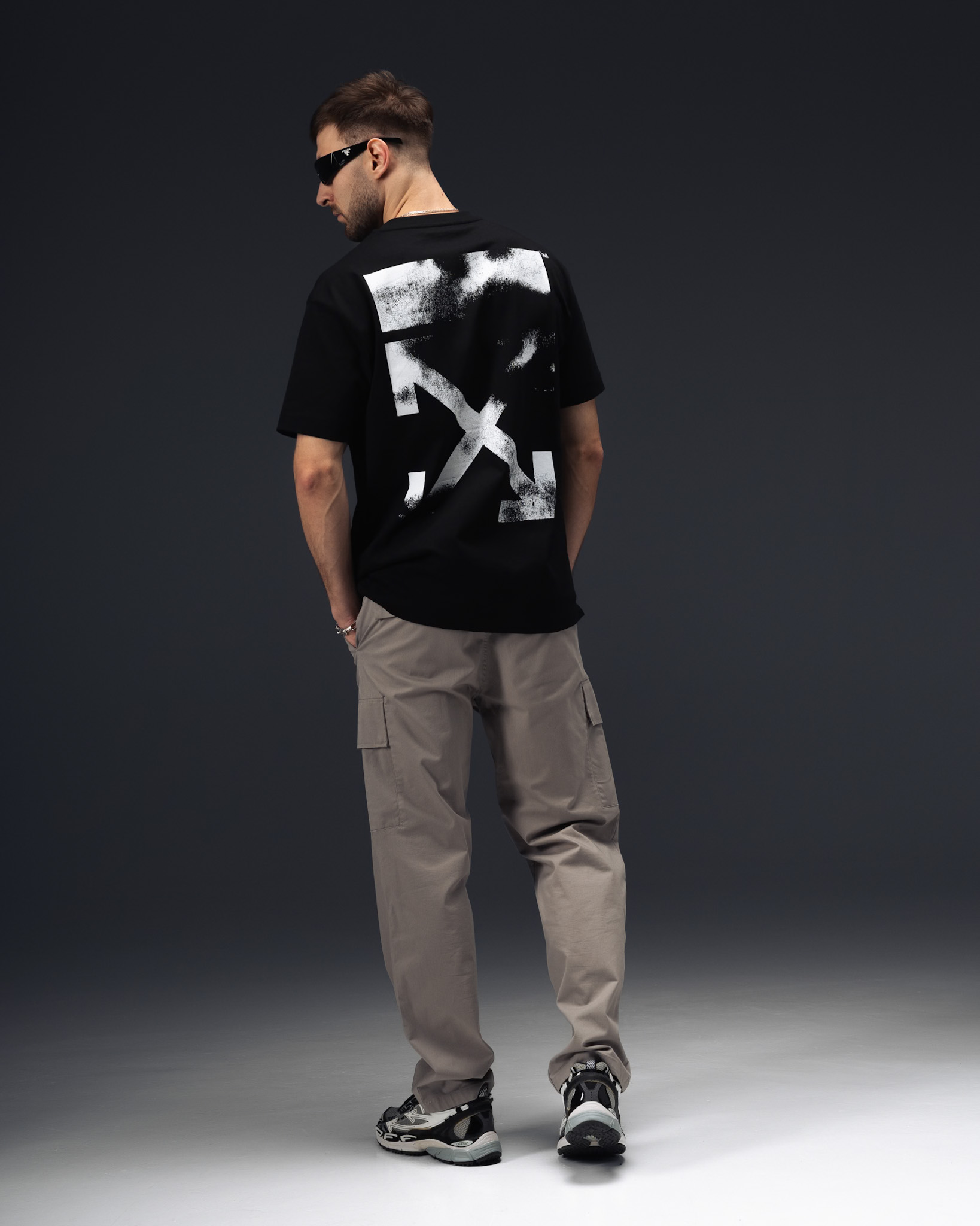 Off-White Monochrome Arrow T-Shirt