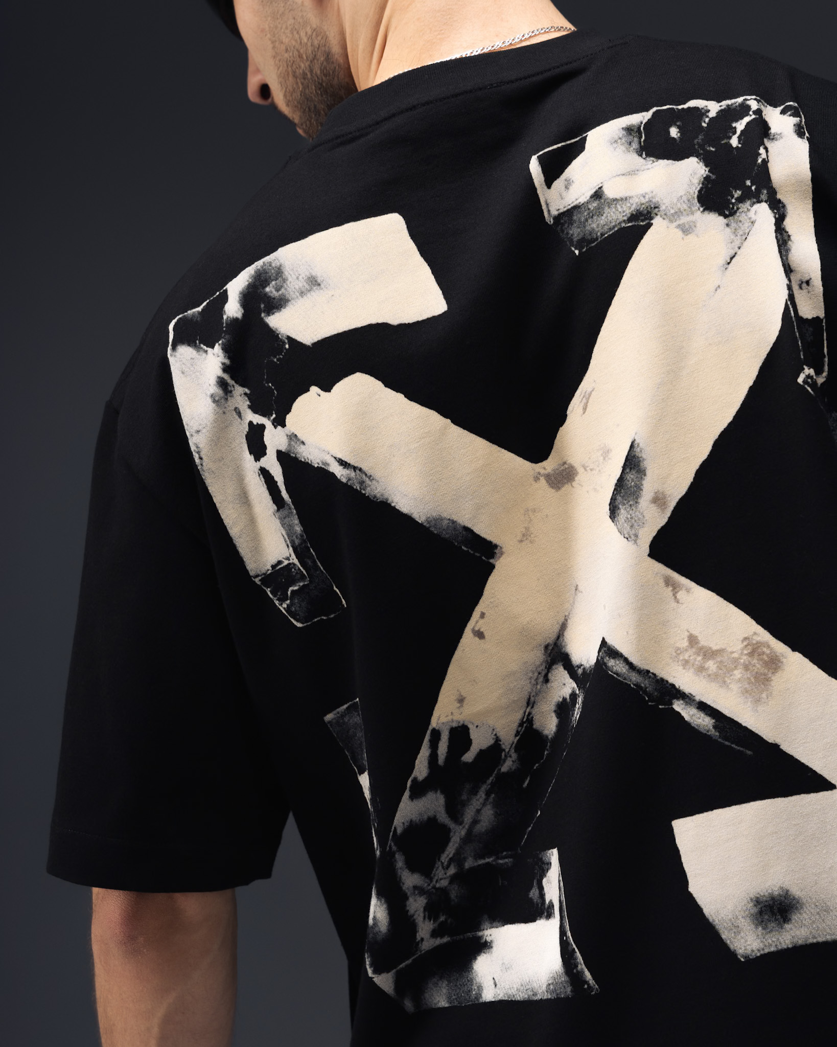 Off‑White Arrow Signature Oversize T-Shirt Black