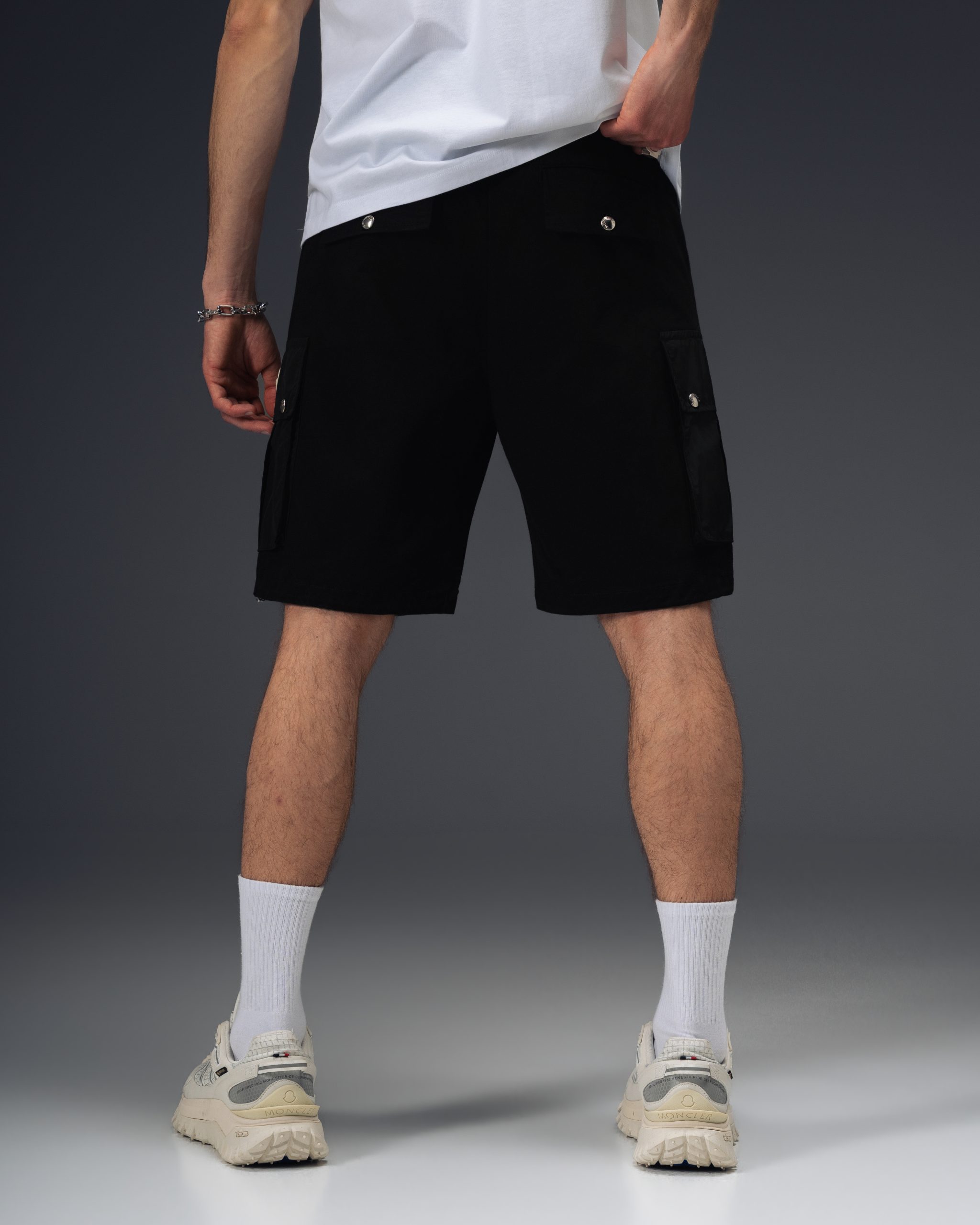 Moncler Cargo Shorts Black