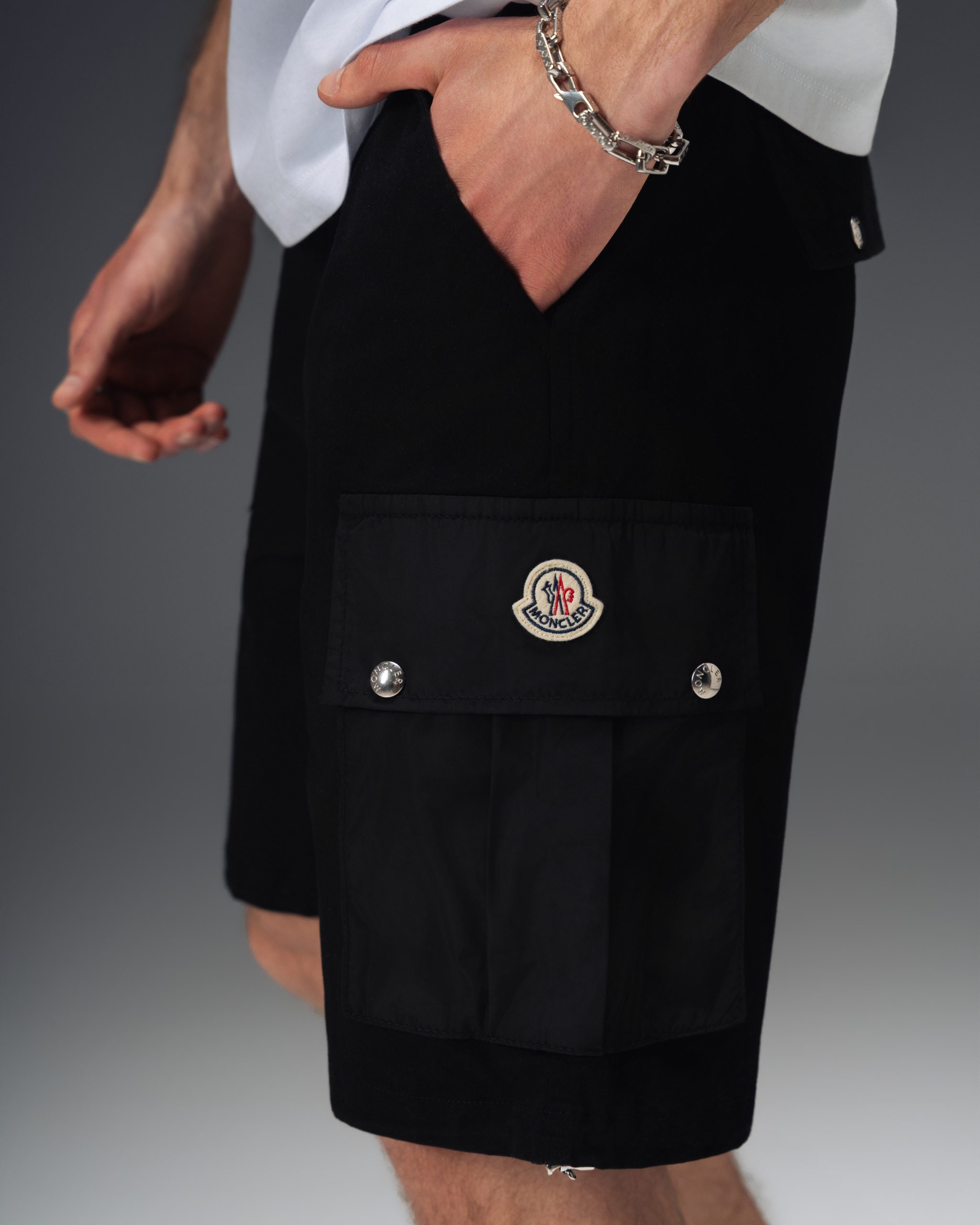 Moncler Cargo Shorts Black