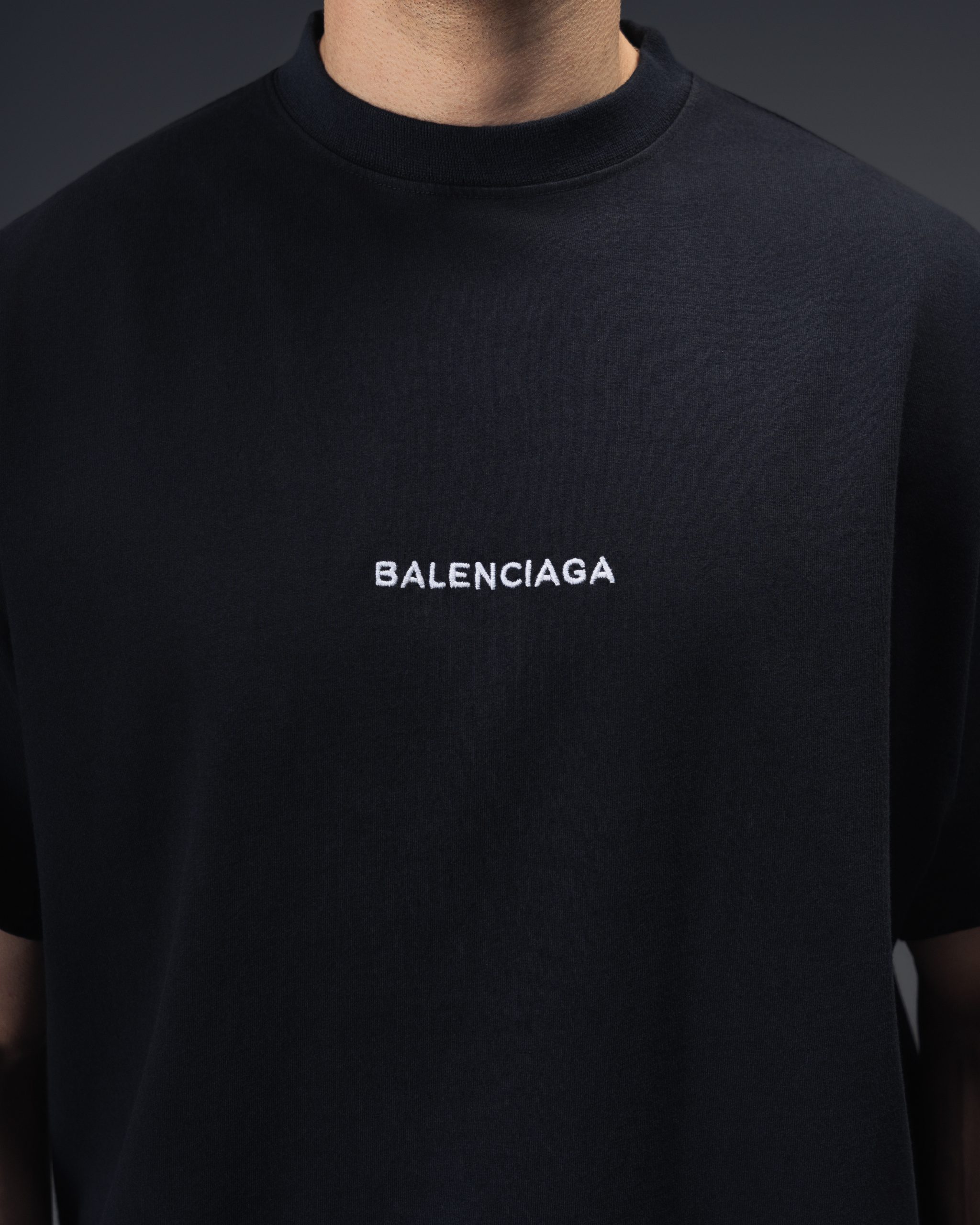 Balenciaga Royal Crest Oversize T-Shirt