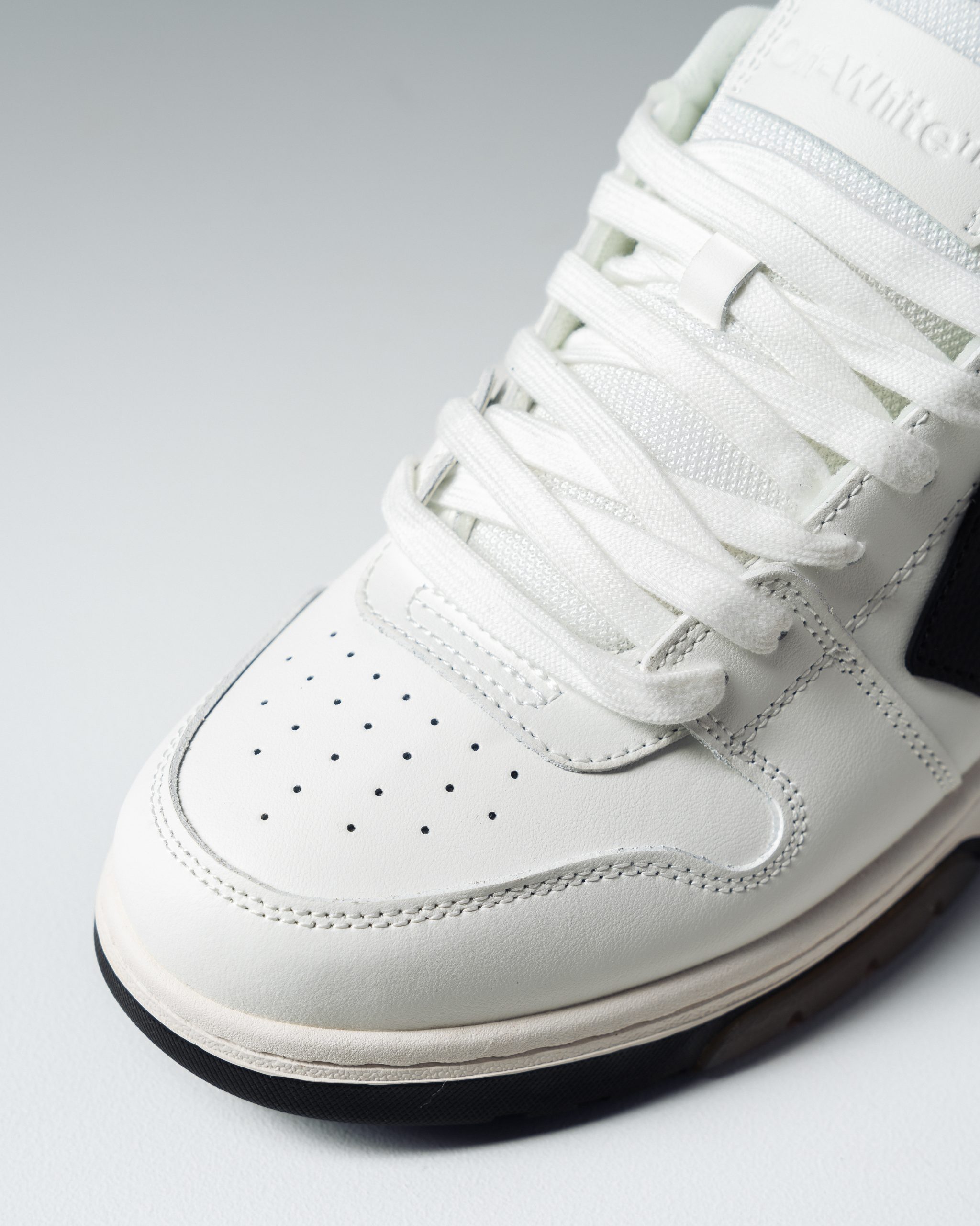 Off-White Out Of Office White Black