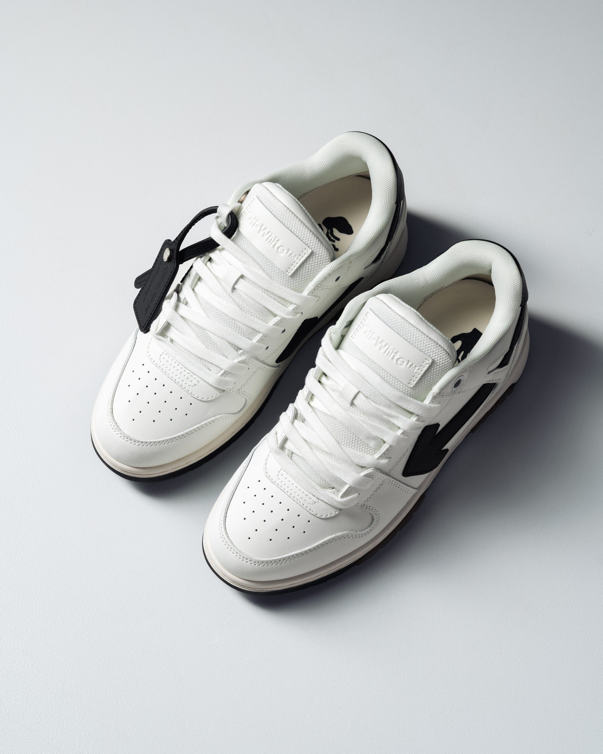 Off-White Out Of Office White Black